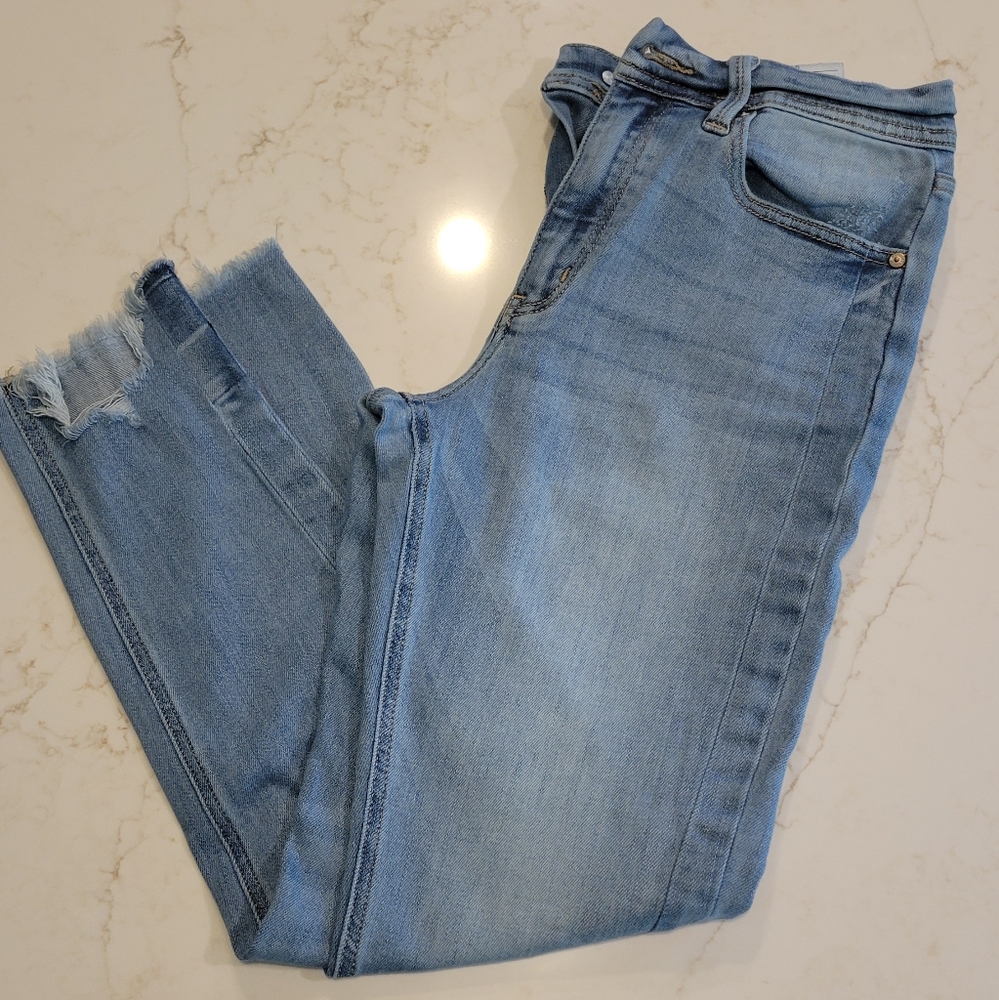 KanCan Light Wash Cropped Skinny Jeans